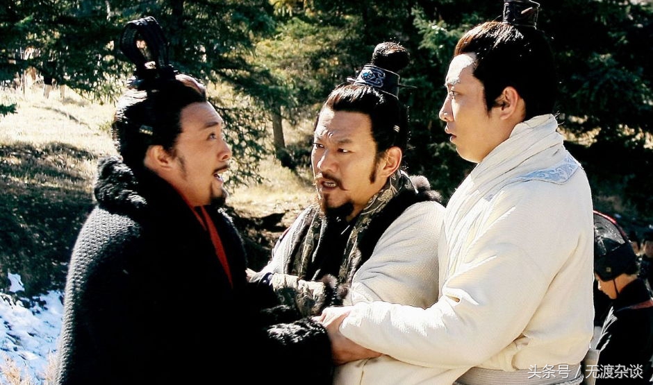 穿越成古代的平民会怎么样,穿越古代从贫民做到皇帝