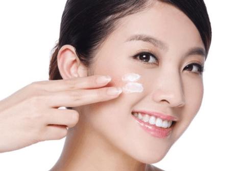 激素脸*血丝红**怎样护理？敏感肌肤5个日常保养方法