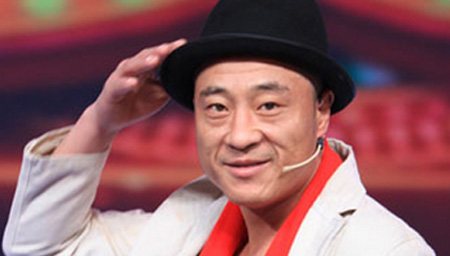 “东北F4”亮红灯，赵本山38号徒弟逆袭为“范伟接班人”