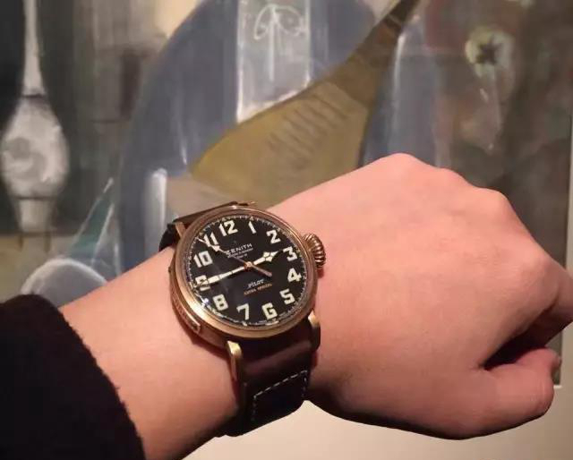 胡歌手表青铜大飞,胡歌同款蓝表面陨石手表