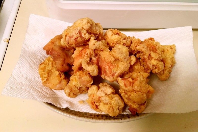 肯德基脆咔滋蒜香盐酥鸡,肯德基盐酥鸡小酥肉哪个好吃