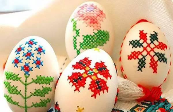 用鸡蛋壳这样养花1年不用施肥,鸡蛋壳别再扔了这样做比肉还好吃