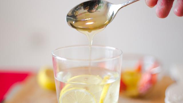 为什么正宗的好蜂蜜这么难卖,超市买的蜂蜜为什么不结晶