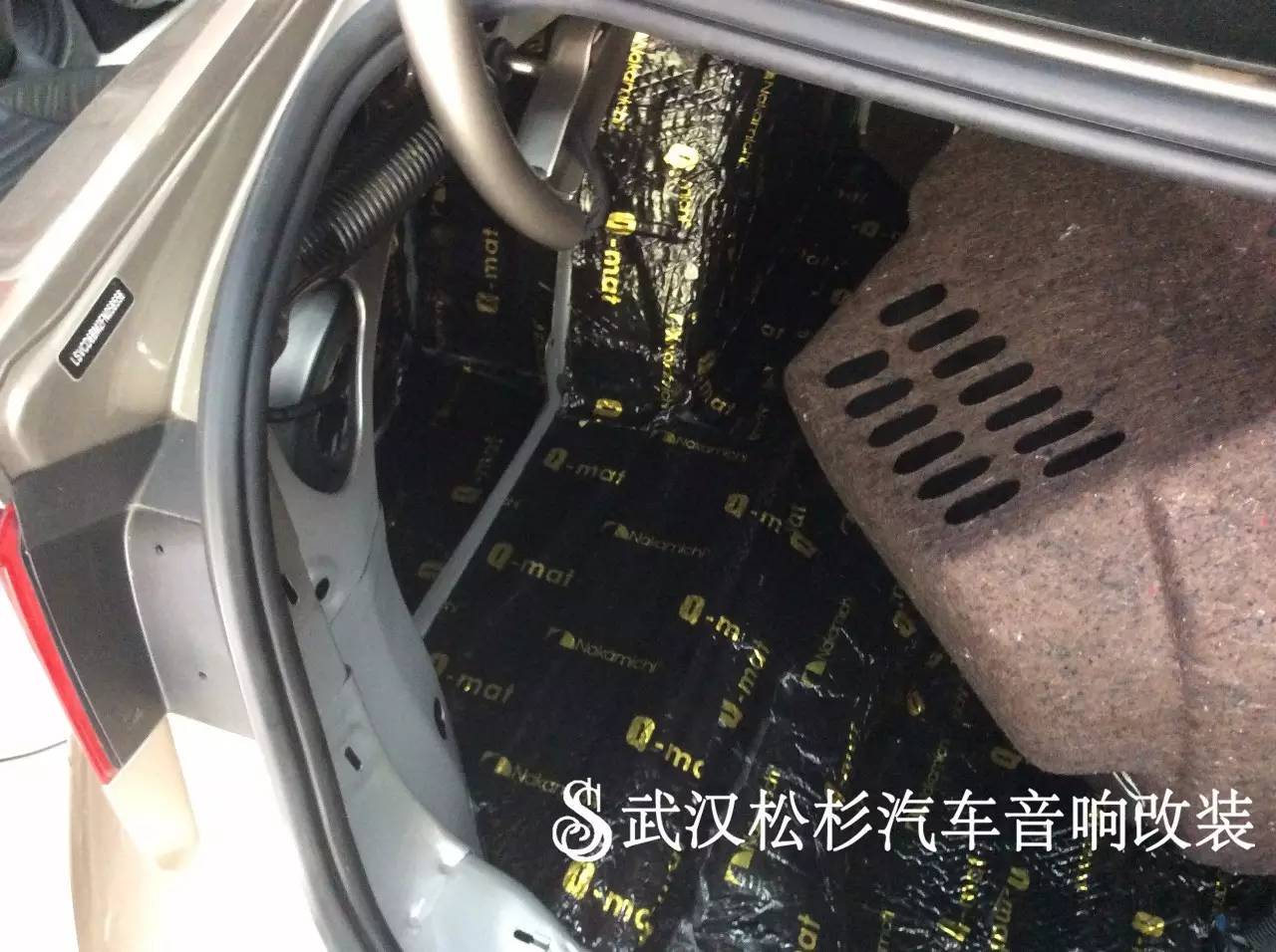 大众凌渡隔音降噪改装,大众凌渡做隔音施工过程