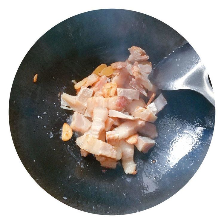 咸鱼蒸五花肉怎么做,咸鱼五花肉煲的做法