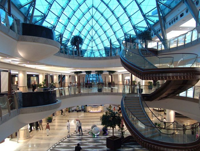 迪拜除了机场哪里还有免税店,在迪拜购物中心尽情享受购物天堂