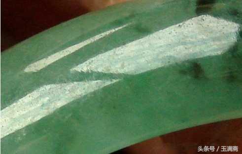 用哪种紫光灯鉴别b货翡翠,快速鉴别翡翠a和b