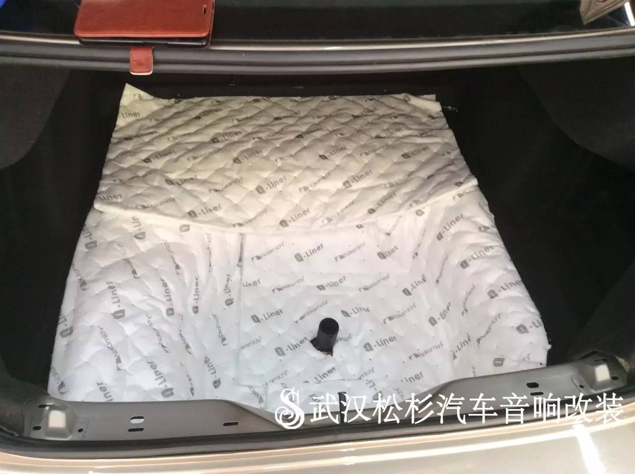 大众凌渡隔音降噪改装,大众凌渡做隔音施工过程