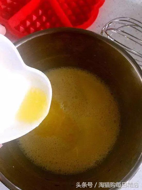 好看又好吃又简单的华夫饼做法,华夫饼加点料香酥软糯又美味