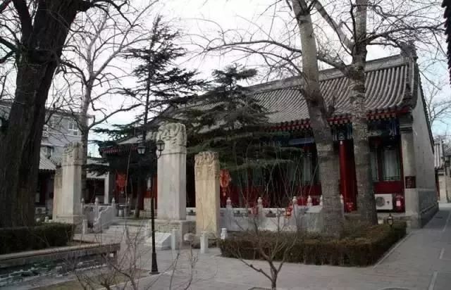 百感交集涌上心头,百感交集和感慨万千