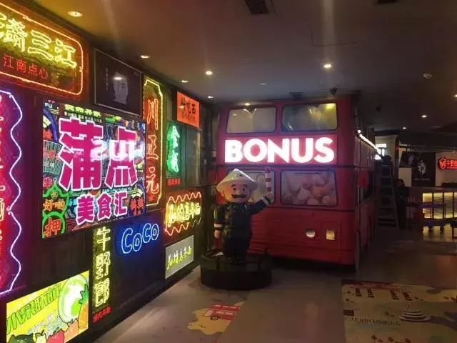 永远在限购的东京超人气泡芙棒，只开30天的魔都网红冰淇淋来杭州