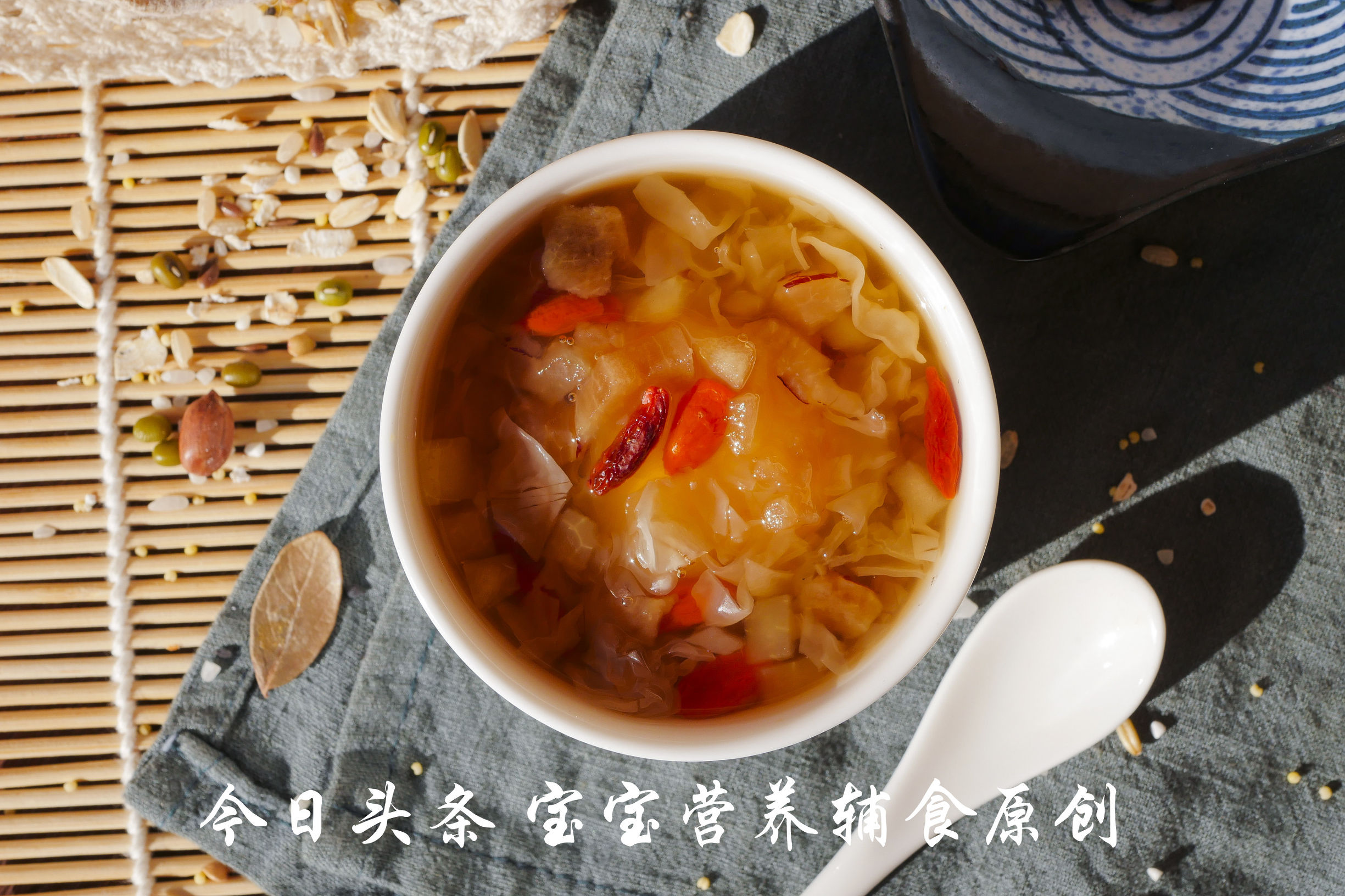 宝宝冬天不爱喝水怎么办,冬天干燥小朋友吃什么比较好