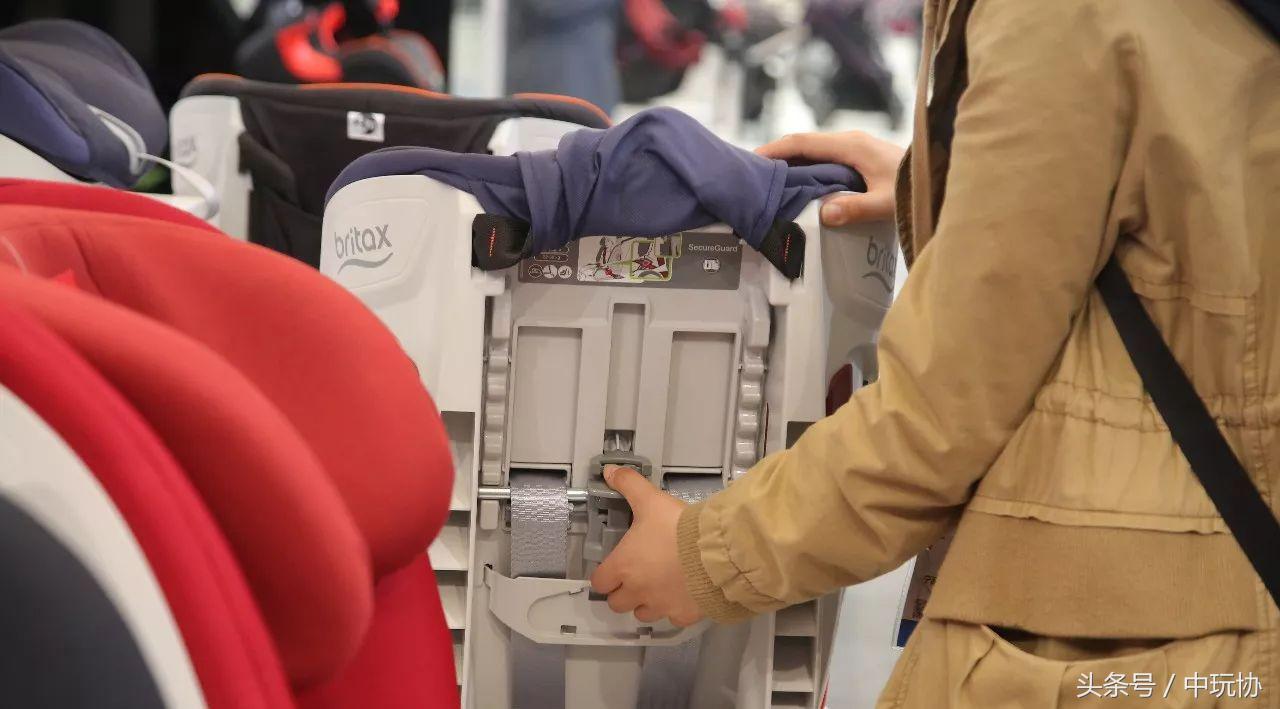 麦克英孚旗下安全座椅,麦克英孚代工