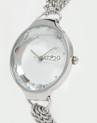 二十几岁的女孩戴什么手表,20几岁适合戴什么手表