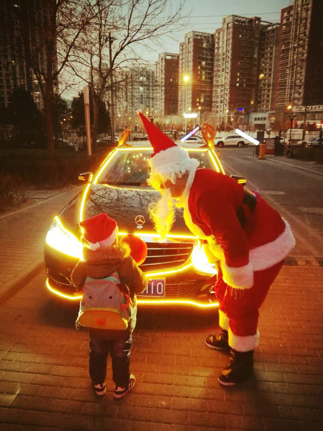 滴滴童话雪橇车的“圆梦空间”：老人小孩城内城外，一个都不能少