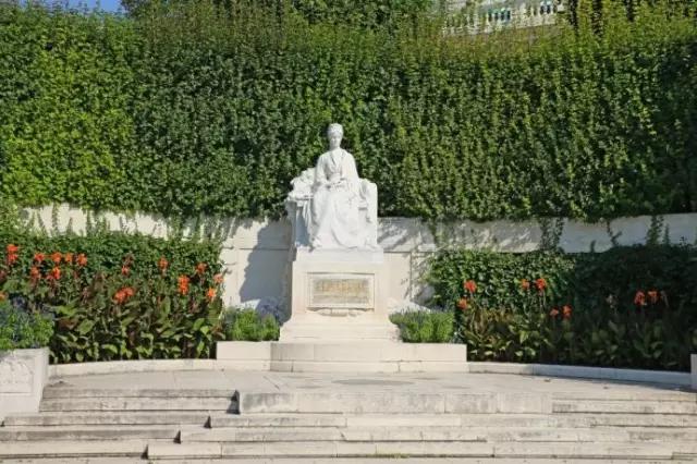 历史上真实茜茜公主和奥地利国王,奥地利的历史茜茜公主