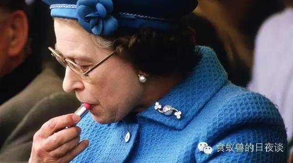 女王同款包包,做不了公主梦要有女王心