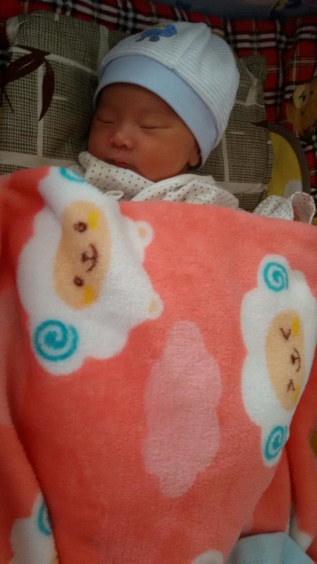 孕37周见红3天后小腹姨妈痛,孕37周见红之后小腹坠痛