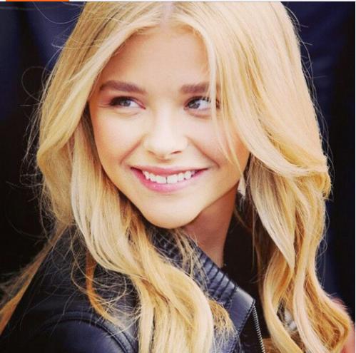 小贝大儿子与女友,小贝长子官宣订婚