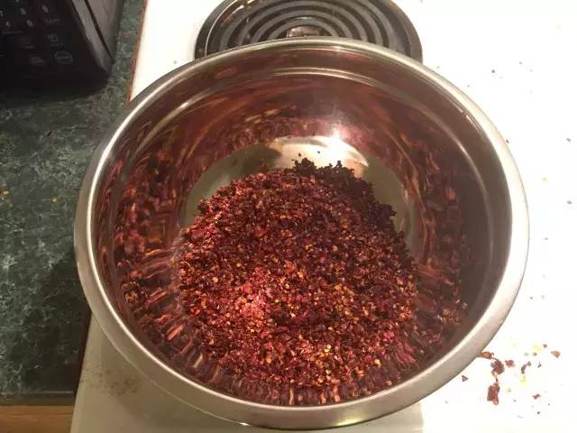 身在异乡，如何做一碗勾魂的麻辣小面