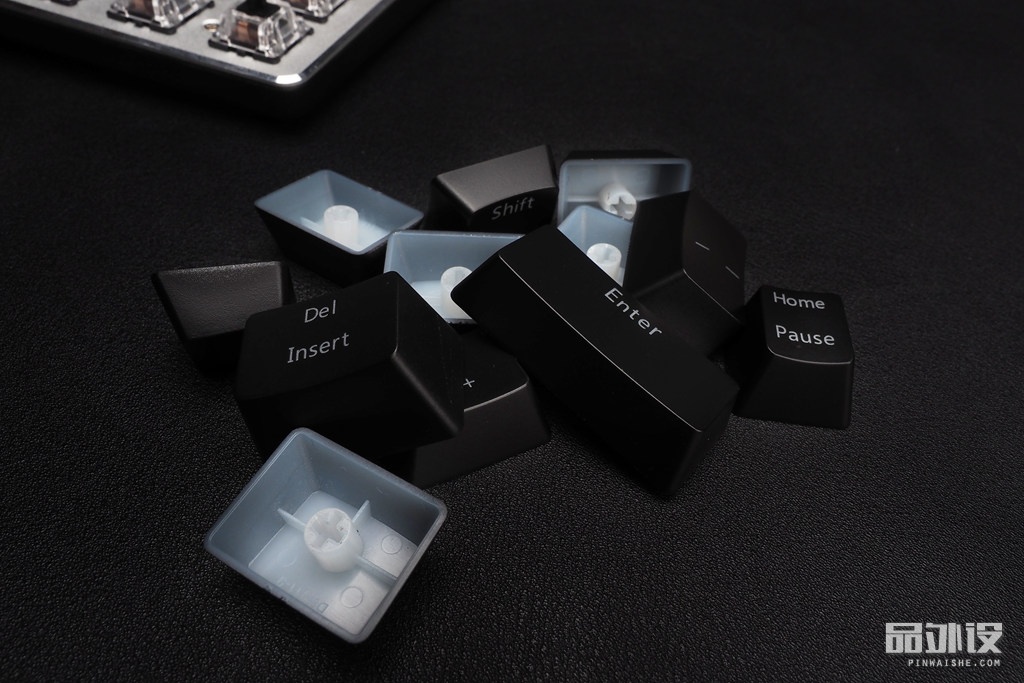 黑爵极客ak33怎么连接电脑,极氪黑爵背光键盘ak33怎么开灯