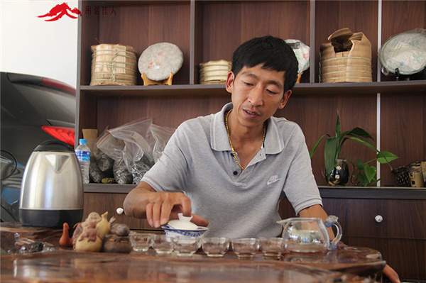 春茶之旅第二站：贡茶麻黑和新秀落水洞