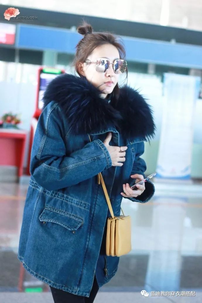 明星*服私**｜李宇春王丽坤吴昕机场*服私**，活动*服私**搭配