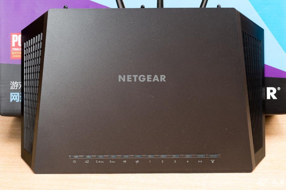 netgear路由器夜鹰r7000,netgear夜鹰r7000路由器
