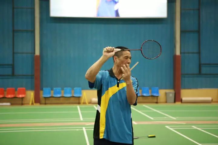 反手各个点位的高远球,反手高远球十大心得