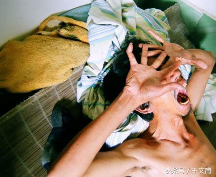 在戒毒所里有戒断反应,戒毒过程毒瘾发作的自述