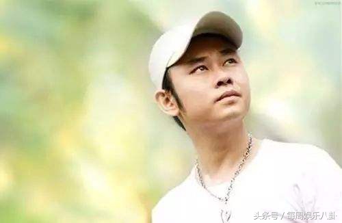 刀郎为何一直戴帽子,刀郎为什么老是戴着帽子呢