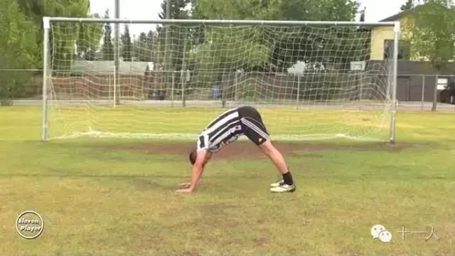 足球12种基本训练内容,足球训练技巧及分析