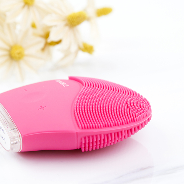 求求你别再这样洗脸啦!