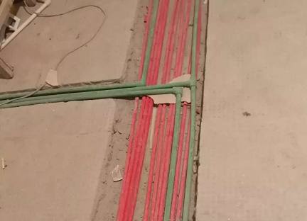 电工师傅线头怎么处理,电工师傅接电线工艺