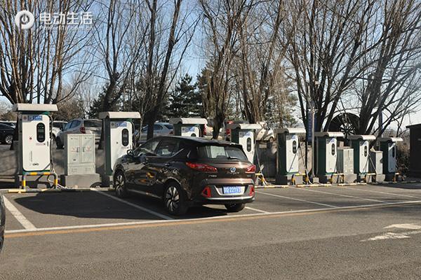 石京龙滑雪场：配套设施齐全/滑雪环境棒