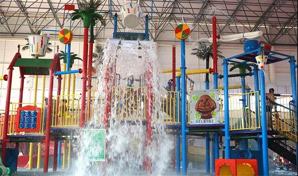 澶у崍鍋囨棩娓╂硥,鍥藉簡澶у崍娓╂硥