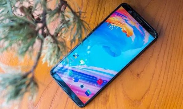 他就是吃鸡界的王者聊聊评价超11W好评率100%的安卓神机“吃鸡之路”