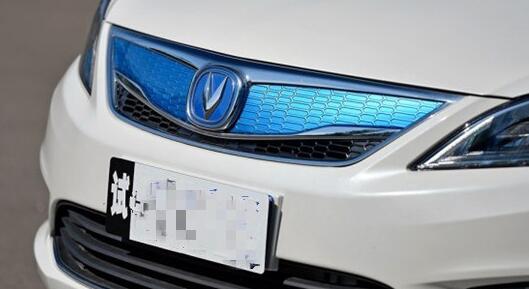 长安逸动plus还是选择长安逸动24款,长安逸动纯电动汽车