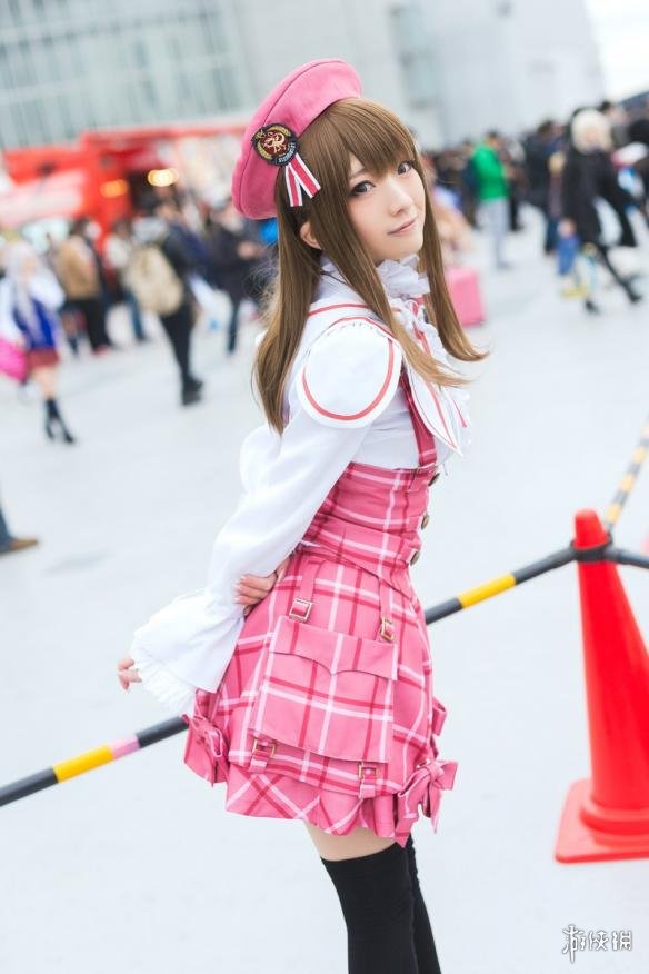 11区漫展C93海量萌妹COS图集黑丝御姐萝莉各种波涛胸涌！