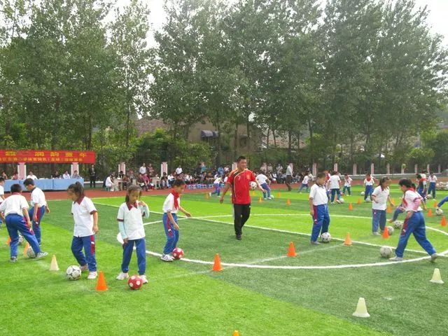 cba第一支球队,南京有几个cbd