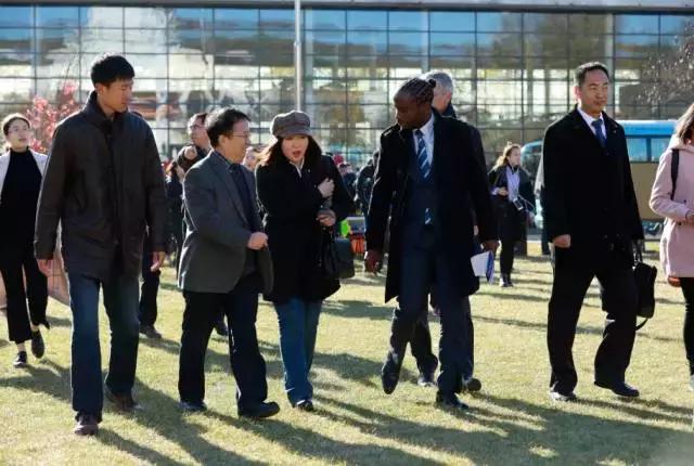 “足球竞技，相拥绿岛”——法国里昂大学代表团访问沈阳城市学院！