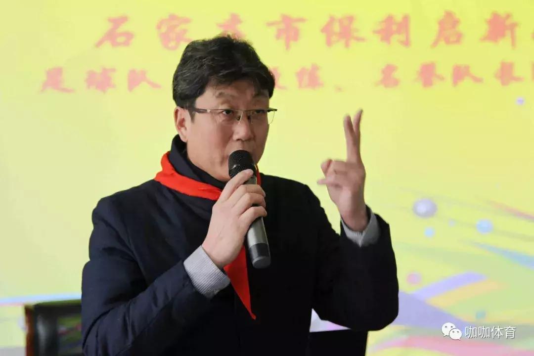 这所学校建成没几年，就被定为全国足球特色学校，厉害了！