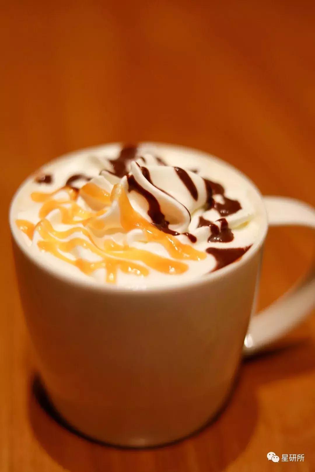 星巴克又来抢钱了，一大波柯基正在向你跑来！然而这还不是全部……