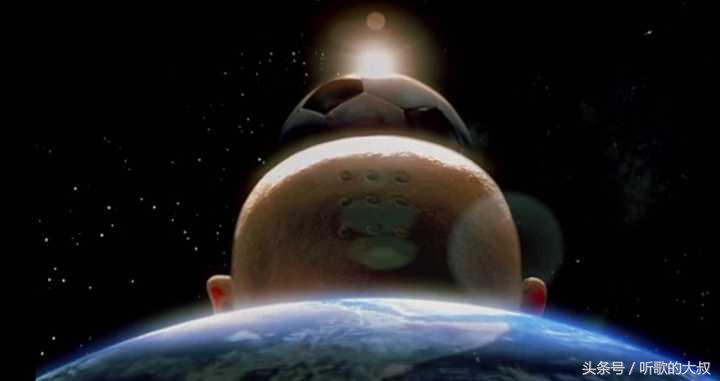 少林足球为什么星爷先觉醒,星爷巅峰之作是少林足球吗