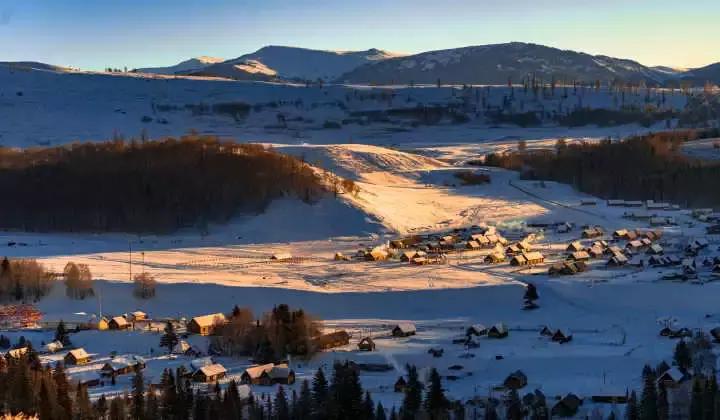 阴天室外拍照几点光线最好,下雨天拍照的注意事项