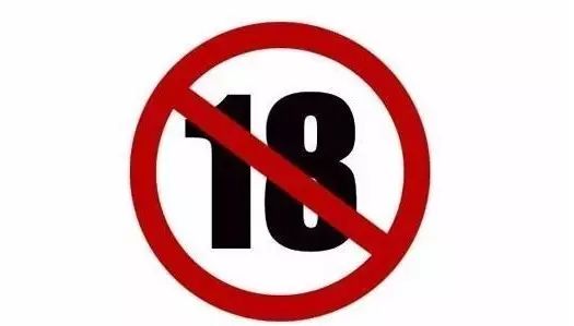 普通tshirt怎样穿更时尚,t-shirt怎么样才能潮流