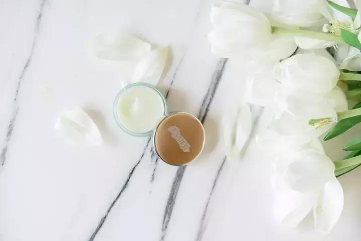 最保湿的唇膏,好用又不油腻的润唇膏推荐