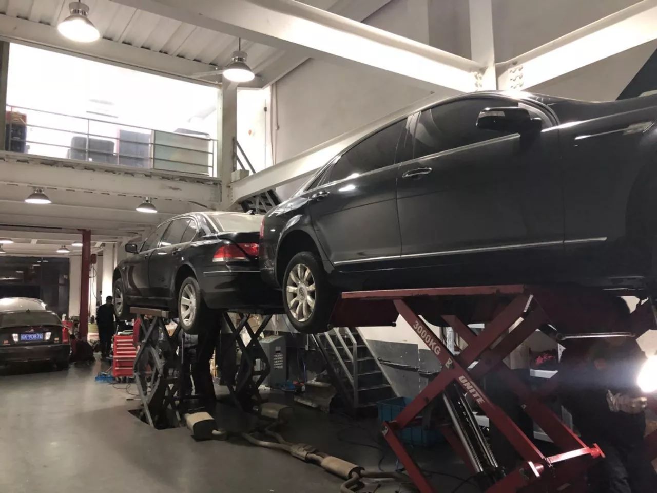 宝马750变速箱跳挡,宝马750变速箱