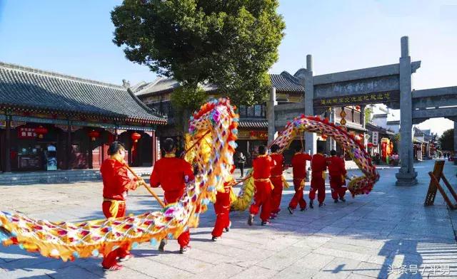 动起来民族舞,社火巡游最年味