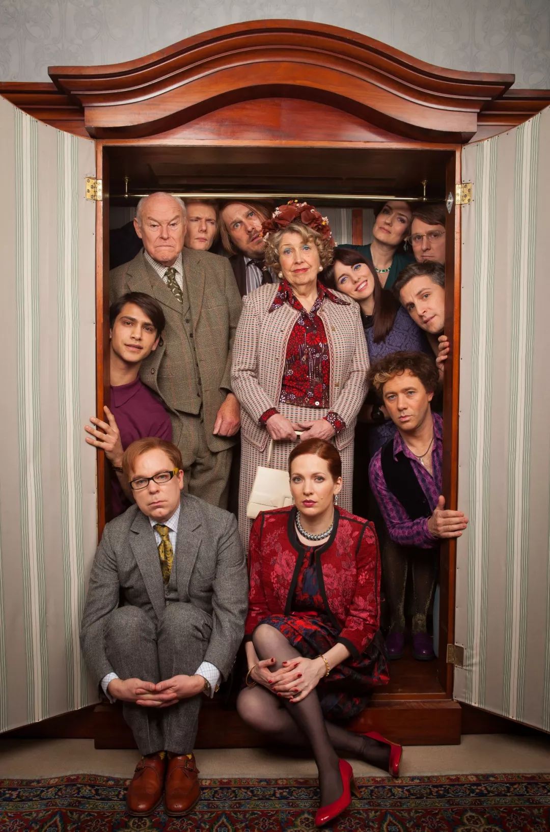 第一集就这么好看，给其他「神剧」面子行不行